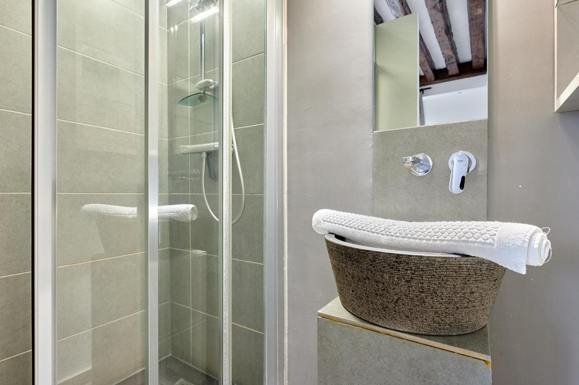 Apartment Center Of Paris By Studio Prestige Extérieur photo